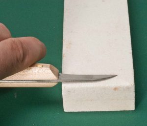 sharpening carving knife flat stone