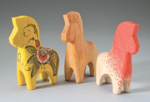 new-horse-carvings
