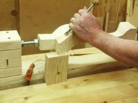 Shop-Made Rotary Carving Vise